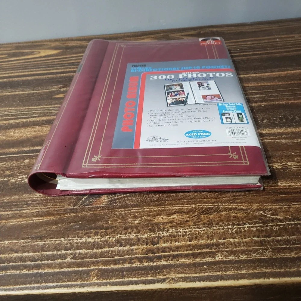 Pioneer Photo Album Lot of 2 BDP-35 300 Photos 4x6 Blue Burgundy New Archival